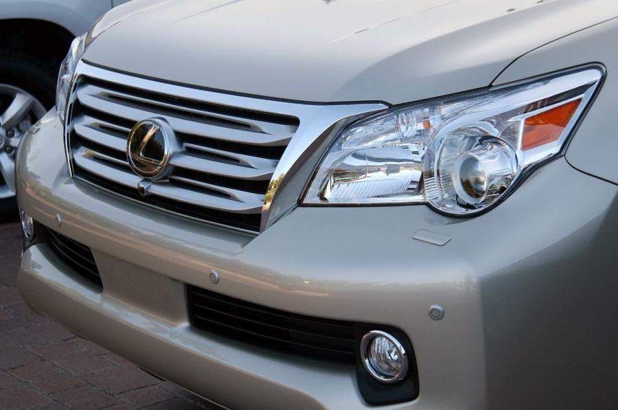  Lexus GX460 2010 года  (фото 2 из 153)